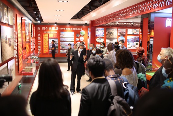 1633052777616525.jpg IMG_1724.jpg