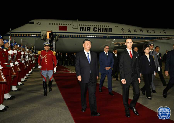 Xi Jinping Meets with Moroccan Crown Prince Moulay El Hassan